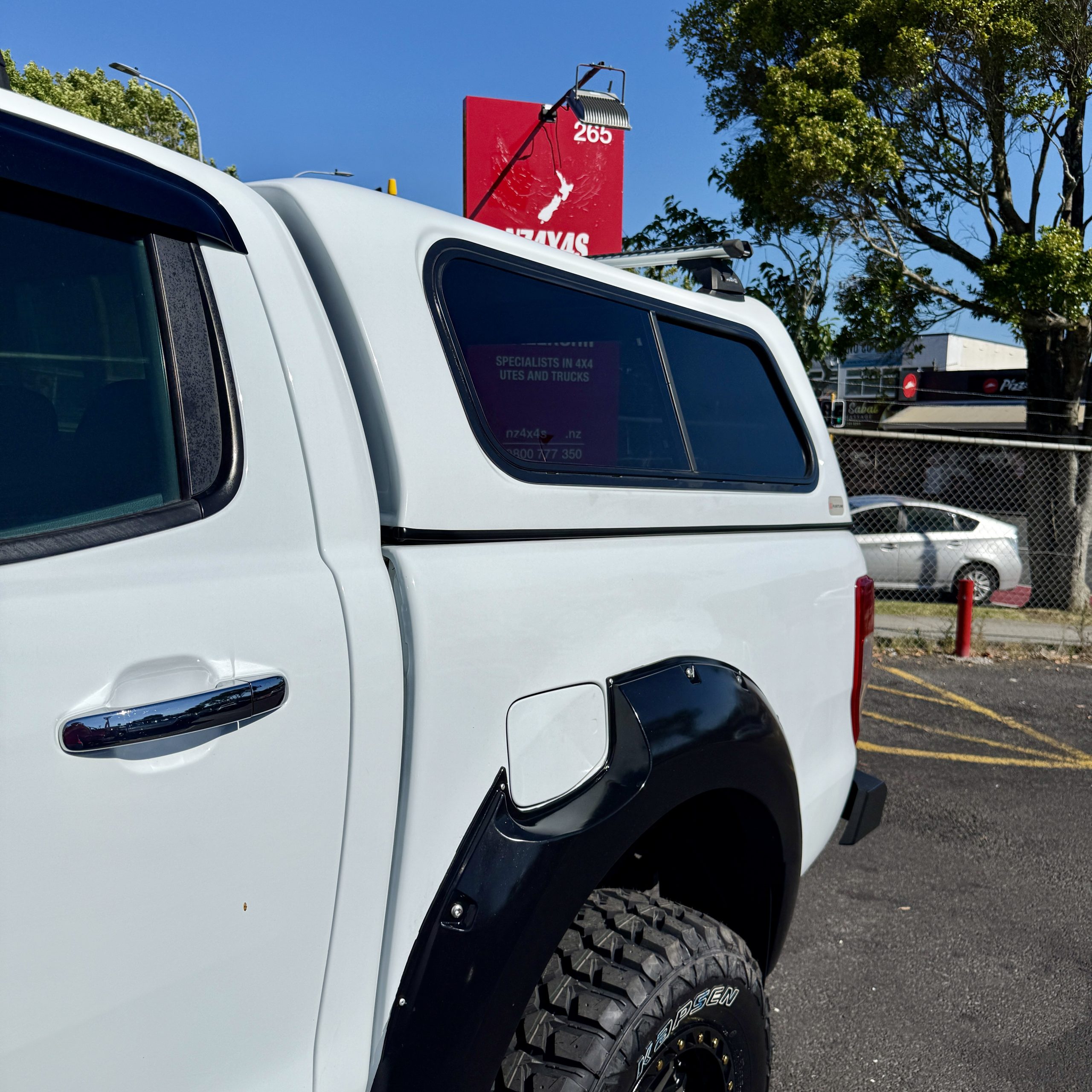 LOW KS TITAN FORD RANGER XLT – NZ4X4S